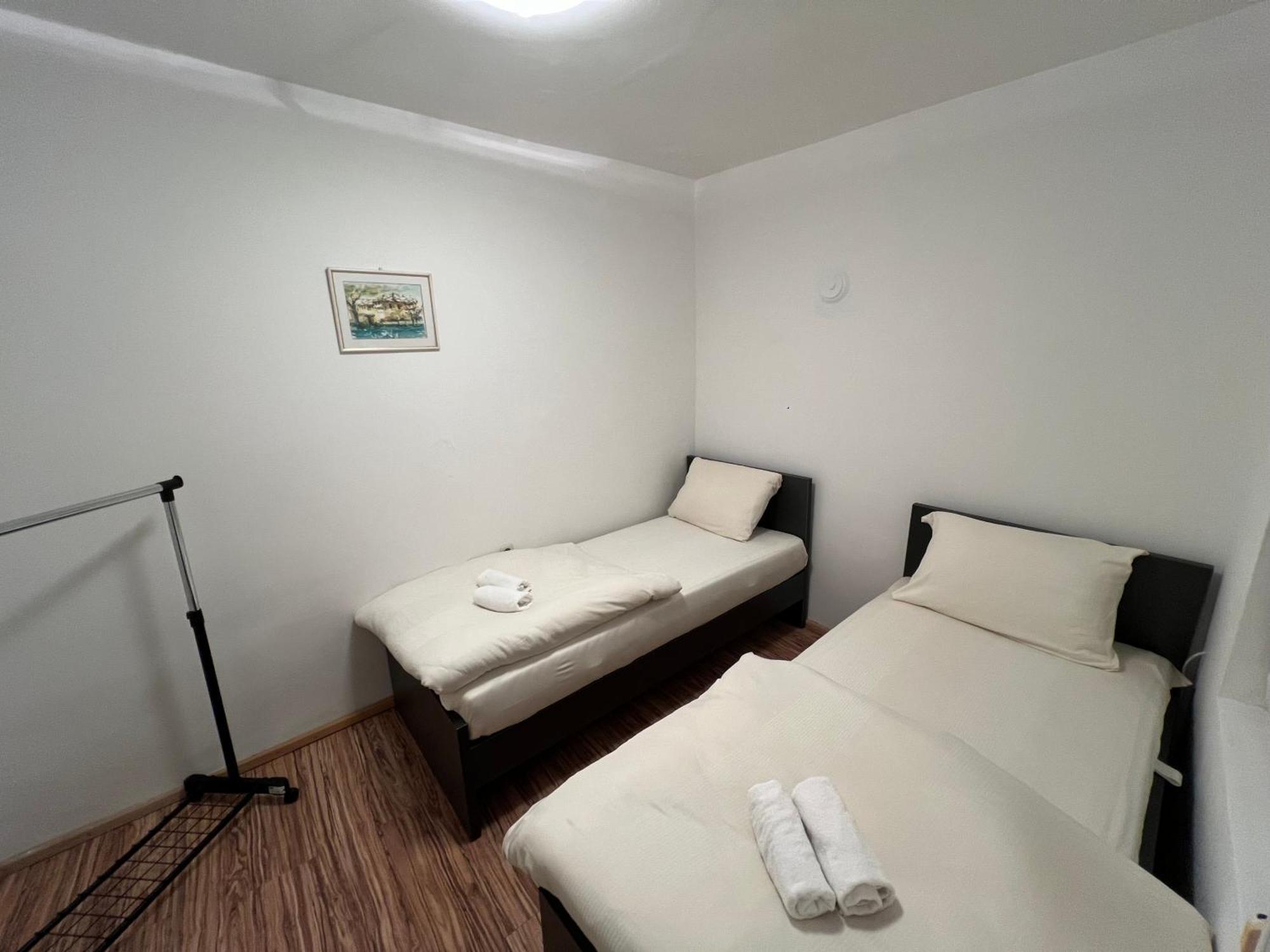 Gray Harmony Rooms โมสตาร์ ภายนอก รูปภาพ